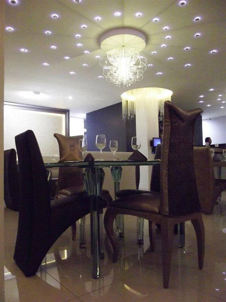 Hotel Vista Hermosa กัวดาลาฮารา ภายนอก รูปภาพ